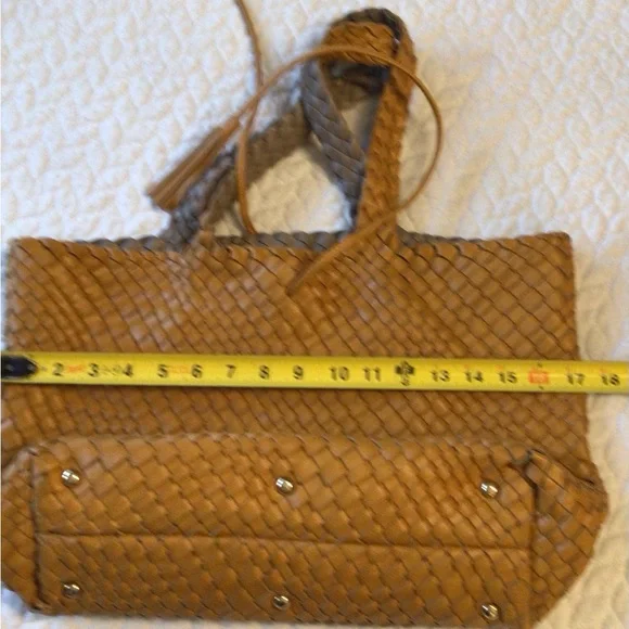 Woven Tan Tote Bag - Picture 7 of 10